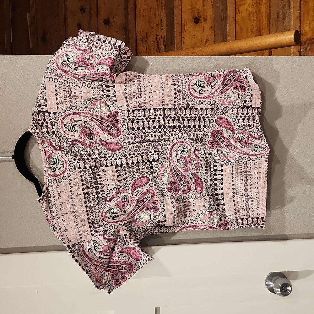 Scrub top - Picture 2 of 2